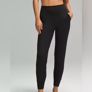 Lululemon align high rise joggers size 8